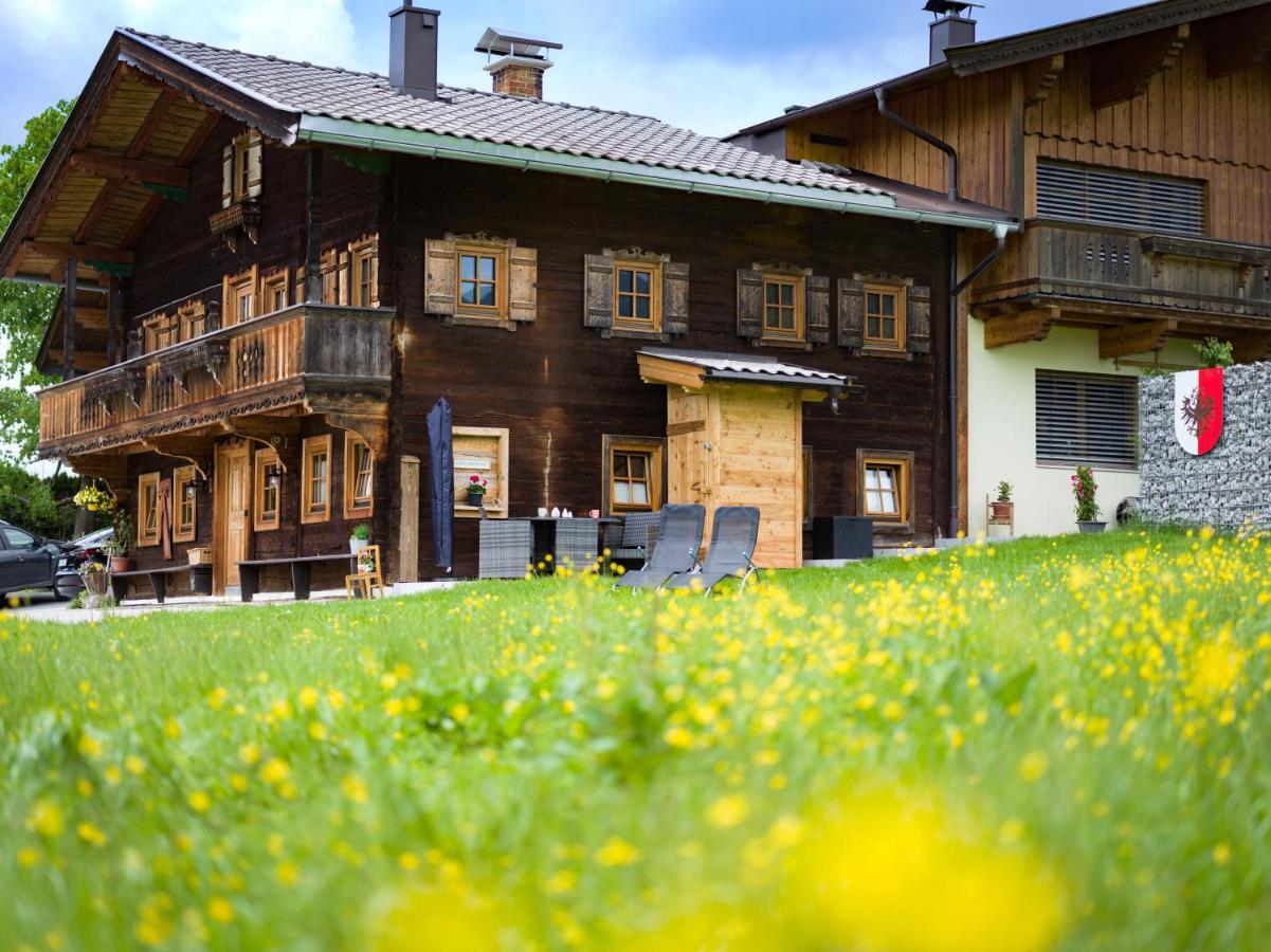Sabindls Kaiser Platzl Going am Wilden Kaiser Esterno foto